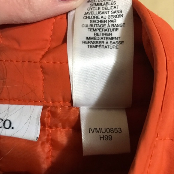 Liz & Co Womens M Quilted Vest Orange Button Down Warm 2 Pockets Belted. - Picture 9 of 10